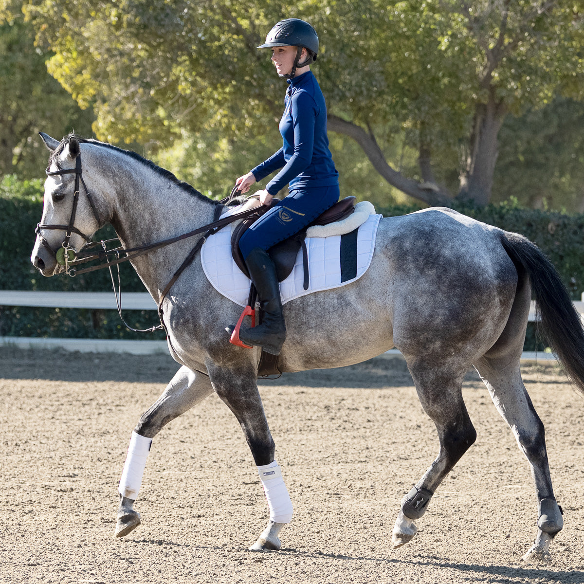 Jump AP Saddle Pad Versailles White Damask Black